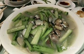 Loofah with Clams