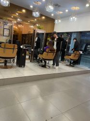 -佰亿Salon·烫染造型