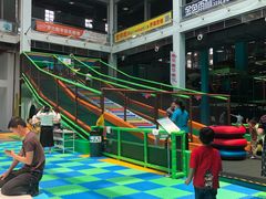 -蒙特利亲子乐园