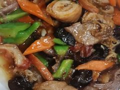 -金卯白肉罩火烧
