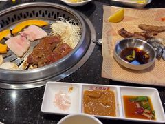 -木槿花韩式炭烤·熟成肉工坊(孙文东路店)