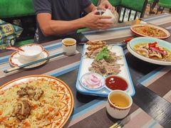 -石榴花新疆清真餐厅(莫愁湖店)