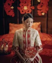 点击看大图 -挪娅婚纱摄影皇家会所