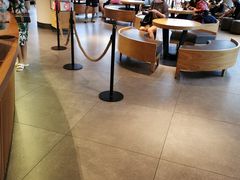 大堂-星巴克(夏日百货店)