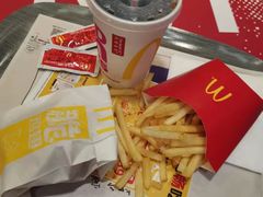-麦当劳(得来速店)