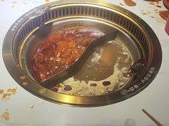-欠火锅·水牛毛肚·团建聚餐·生日宴(何山路店)