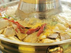 -撒拉人家.酸菜牦牛肉火锅