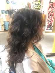 -EARNEST 奕橙造型