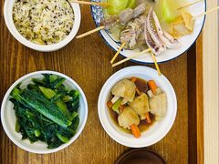 -雪梅月子中心(华侨城店)