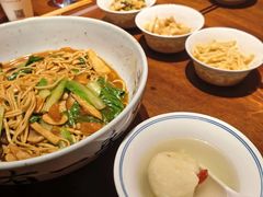 -李犟大爆鳝面·手工蟹黄包(湖滨西湖店)
