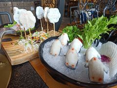 -湊湊火锅·茶憩(南京东路悦荟店)