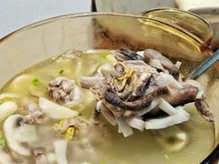 猪肚鸡-香山湖渔家大院