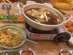 -WOW LUCKY创意韩料(龙阳广场店)
