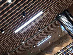 -漕河泾街道图书馆(漕河泾社区文化活动中心店)