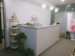 -YooMee优美智能科技美肤机构