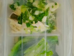 姜葱白切鸡腿饭-古井初美烧鹅(水南路店)