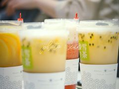 -奈雪的茶(湖滨银泰in77C区PRO店)