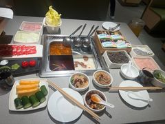 -海底捞火锅鲜切牛肉主题店(长寿路店)