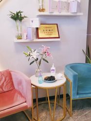 -嫒多泉产后健康管理中心(沙坪坝三峡广场店)