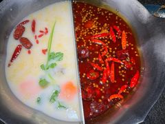 -湊湊火锅·茶憩(南京东路悦荟店)