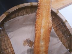 现炸芝麻大油条-眉州东坡(春秀路店)