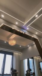 -V8潮牌·接发烫染连锁