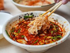 -余庆小吃(小吃一条街店)