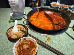 -憨铁匠老火锅(龙岗万科里店)