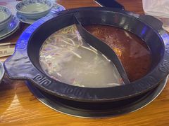 -老重庆老邓土灶鱼火锅(五一中路店)