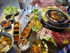 -胡悦里韩式烤肉(芝罘万达广场店)
