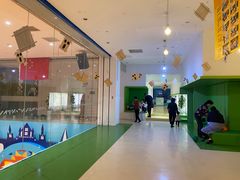-爱睿思儿童早教亲子游泳(万象城店)
