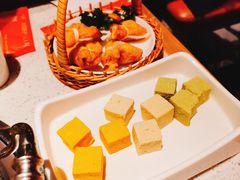 三色豆腐-左庭右院鲜牛肉火锅(环球港店)