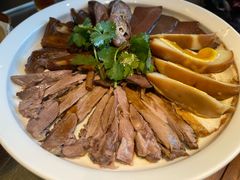 -潮界(LU·ONE凯德晶萃广场店)