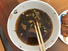 -矮子粉店1985·长沙米粉(湘春路店)