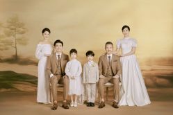 -至臻微拉婚纱摄影