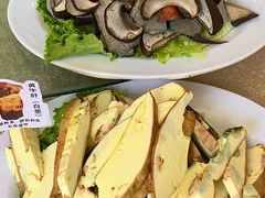 -原林野山菌火锅·炒菌(关上野生菌一条街店)