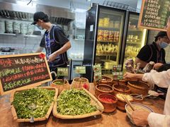 -云阿蛮云南生烫牛肉米线(奉贤路店)