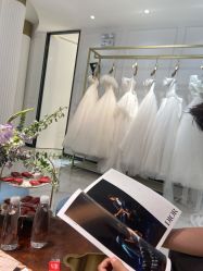 点击看大图 -GRACE KELLY婚纱与礼服(北京店)