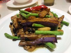 -潮庭港式茶餐厅·熊仔奶茶(同济广场店)