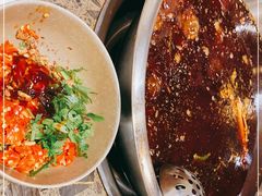 -肖肖酸萝卜鱼火锅(总店)