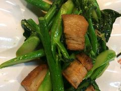 -新大咀港式茶餐厅(宝山万达店)