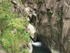-鄣山大峡谷