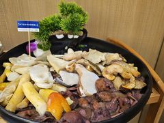 -一朵菌·野生菌探索家火锅(南亚店)