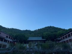 -石峰岩寺