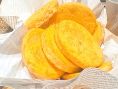 黄金馒头片-老板恋上鱼(恒隆广场店)