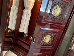 -深圳富苑皇冠假日套房酒店