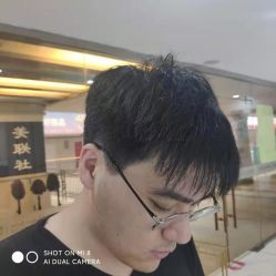 -镁连社·美联社