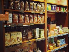 零售区-星巴克(蒲汇塘路店)