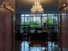 -上海虹桥西郊假日酒店