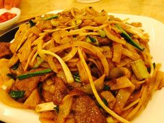 干炒牛河-香港美食大酒楼